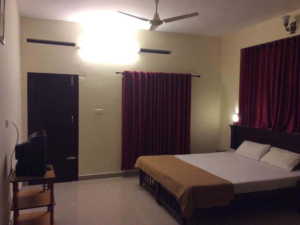 Kerala House Apartment Thekkady Exterior photo
